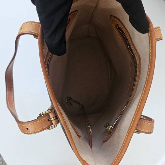 Louis Vuitton petite bucket bag 23 - Picture 8 of 10